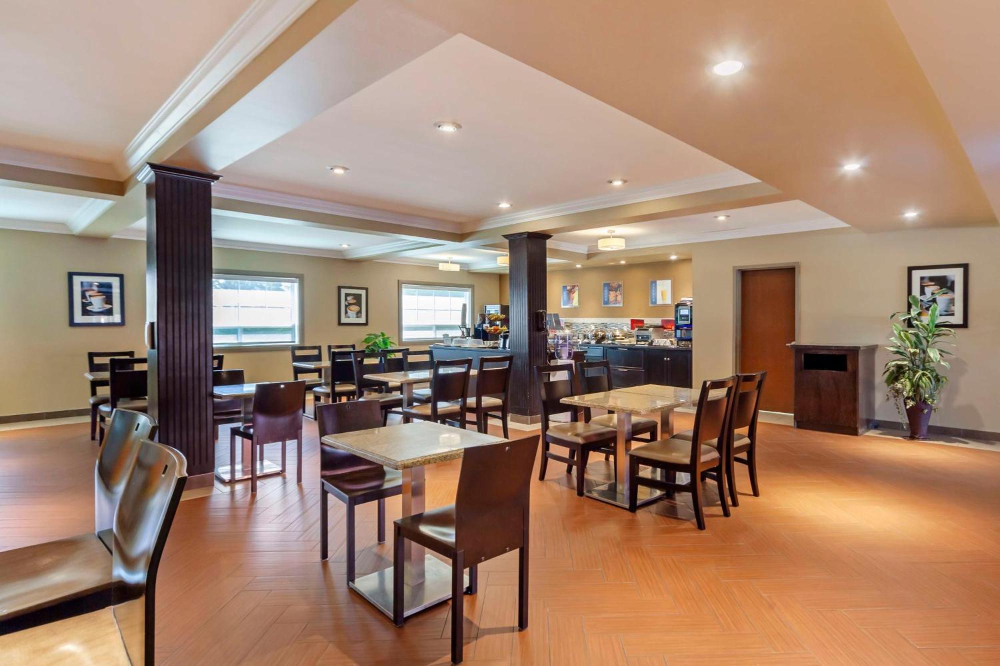 Best Western Plus Peace River Hotel & Suites Luaran gambar